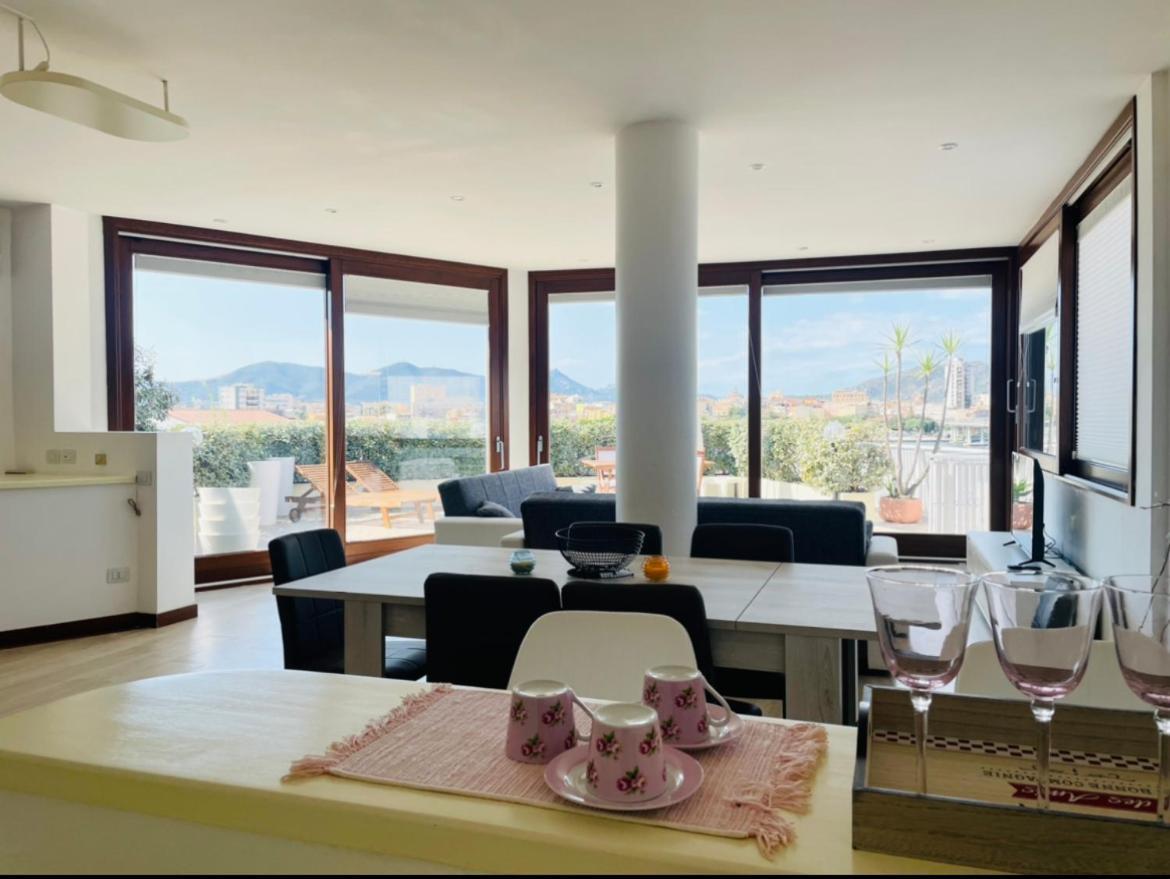 Sunny Rooftop Loft With Gorgeous Views Of Olbia Exterior foto